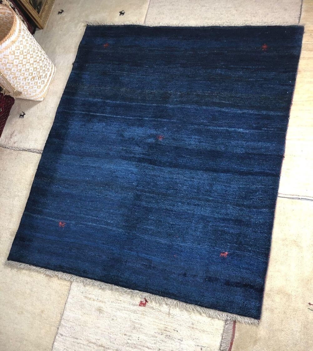 Alfombra étnica premium  Persa contemporánea lisa azul producto